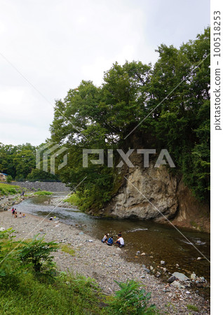 Nittabashi Conglomerate Outcrop National Natural Monument Furu-Chichibu Bay Yokose River Playing in the Water 100518253