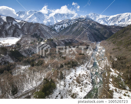 Shirouma Sanzan in majestic early spring, Hakuba Village, Nagano Prefecture (Aerial shot by drone) Shirouma Sanzan in majestic early spring, Hakuba Village, Nagano Prefecture (Aerial shot by drone) 100520723