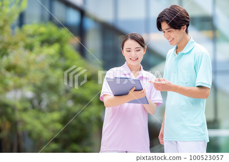 Caregiver, helper, nurse, medical photography cooperation "LINK FOREST" 100523057