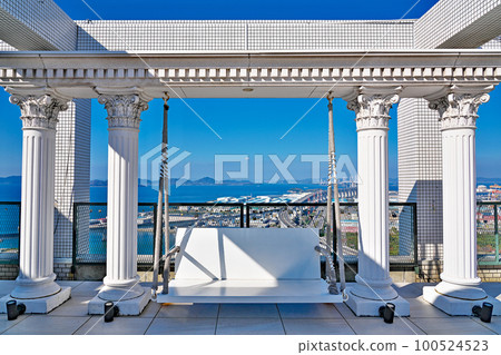 [Great Seto Bridge from Shotsujiyama Observatory] Hirayama, Utazu-cho, Ayauta-gun, Kagawa Prefecture 100524523