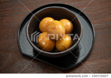 chicken kumquat, stewed dish chicken kumquat, stewed dish 100538807