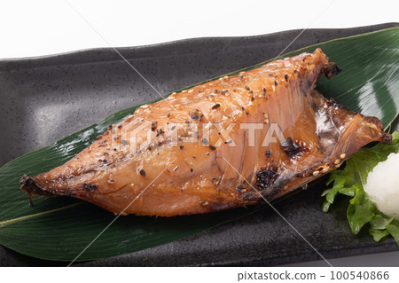 烤竹莢魚配味淋幹竹莢魚 烤竹莢魚配味淋幹竹莢魚 100540866