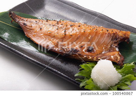 烤竹莢魚配味淋幹竹莢魚 100540867
