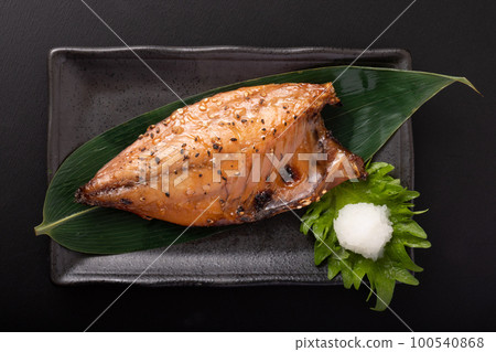Grilled Horse Mackerel with Mirin Dried Horse Mackerel Grilled Horse Mackerel with Mirin Dried Horse Mackerel 100540868