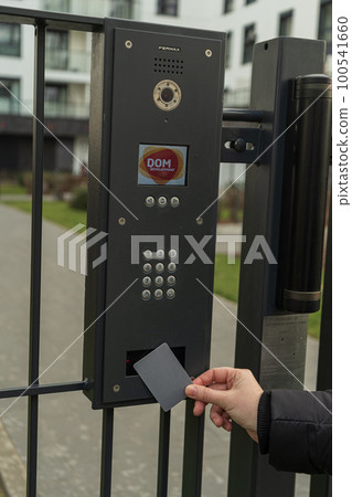 Secure Home System, Electronic Key Card, Intercom Keypad, Using Door Phone, Doorphone, Entryphone Secure Home System, Electronic Key Card, Intercom Keypad, Using Door Phone, Doorphone, Entryphone 100541660