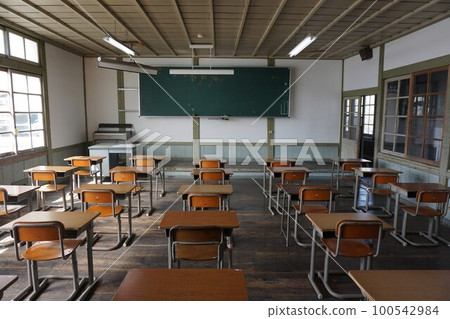 舊高尾神城小學：岡山縣真庭市（舊真庭郡久世）保留原貌的懷舊復古教室 100542984