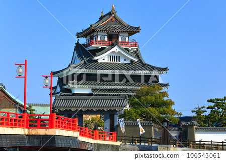 [Aichi Prefecture] Ote Bridge on the Gojo River and Kiyosu Castle 100543061