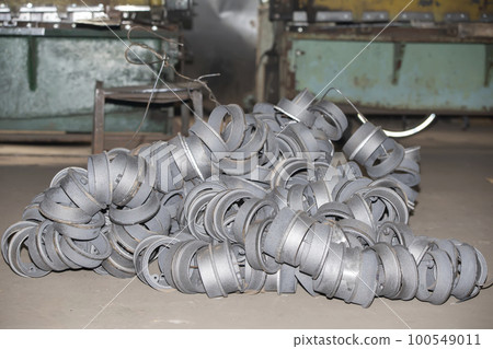 Metal blanks of the ring in the metallurgical shop of the plant. Metal blanks of the ring in the metallurgical shop of the plant. 100549011
