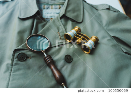 magnifying glass, magnifier, loupe 100550069