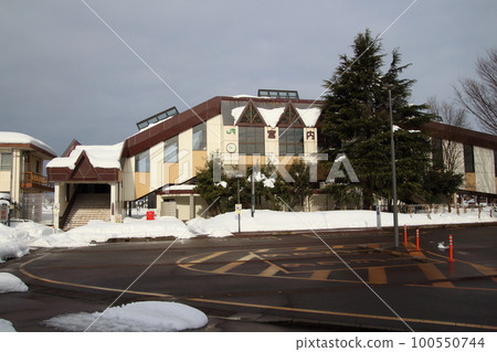 Shinetsu Main Line Miyauchi Station (East Exit Station Building) Shinetsu Main Line Miyauchi Station (East Exit Station Building) 100550744