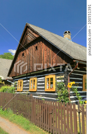 Traditional wooden cottage in Europe 100551391