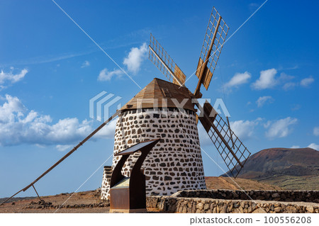 Reconstructed old mills near the village of Villaverde on the island of Fuerteventura 100556208