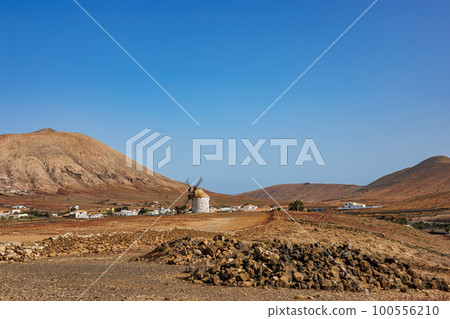 Reconstructed old mills near the village of Villaverde on the island of Fuerteventura 100556210