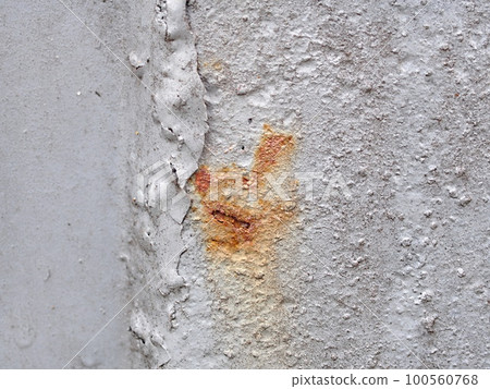 Up-painting of deteriorated tin wall Up-painting of deteriorated tin wall 100560768