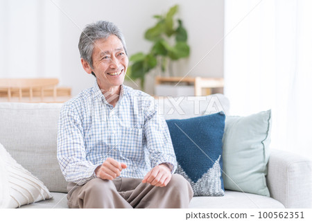 微笑的老人。。微笑的老人。。 100562351