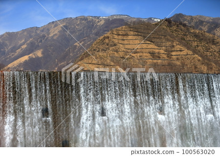 Scenery of Ashio Dam Scenery of Ashio Dam 100563020