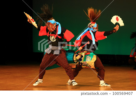 Iwate Prefecture Folk Performing Arts Nembutsu Sword Dance 100569407