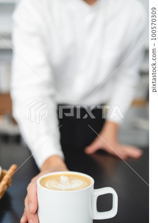 Cafe Espresso Cafe Espresso 100570309