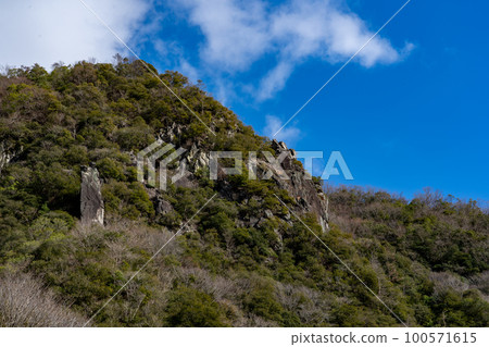 Landscape of Takedao mountain and blue sky 100571615