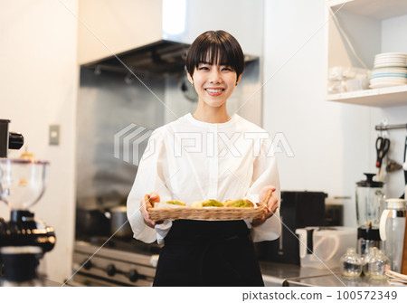 咖啡廳員工 咖啡廳員工 100572349