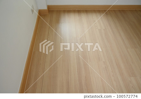 wooden floor and white wall, construction industry 100572774