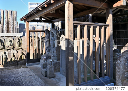 Kawaguchi Stroll: Saikoin Shingon Buddhism Toyoyama School Sanno Twenty-one Buddha Koshin Pagoda Kawaguchi City 100574477