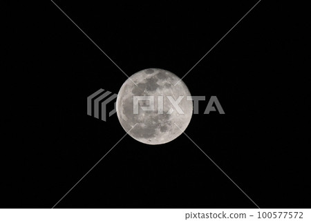 Beautiful full moon 100577572