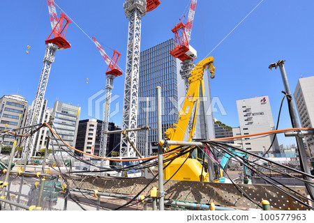 Tenjin Big Bang Construction Site Fuku Building Block Reconstruction Project Near Tenjin Intersection 100577963