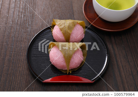 Cherry blossom 100579964