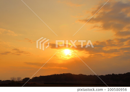 Sunset sky, clouds, sunset, farmland, forest 100580956