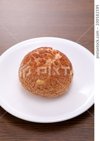 Cream puff Cream puff 100581595