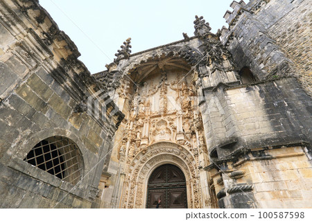 The Convent of Christ in Tomar, unesco world heritage, Portugal 100587598