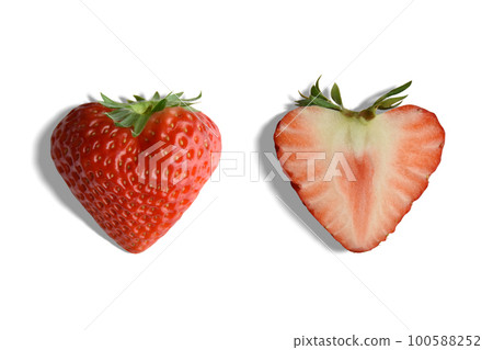 Lovely strawberry icon, heart-shaped "red cheeks" 100588252