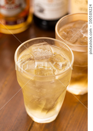 Highball 100589224