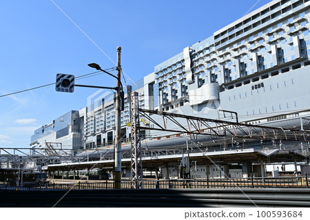 京都站鐵路和火車 京都站鐵路和火車 100593684