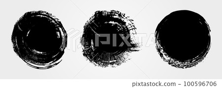 Grunge circles set. Grunge label, tag. Round brush stroke. Grunge circles set. Grunge label, tag. Round brush stroke. 100596706