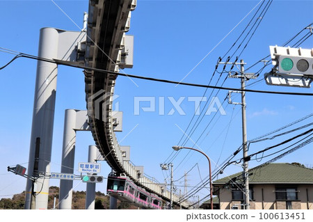In front of Shonan Monorail Shonan Machiya Station 100613451
