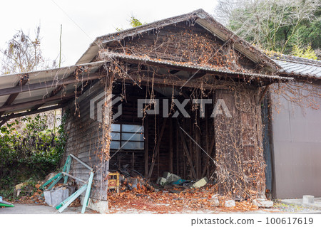 Old and very beautiful building in Tsuyama city, Okayama prefecture, Japan 100617619