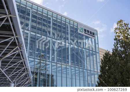 Shin Aomori Station 100627269