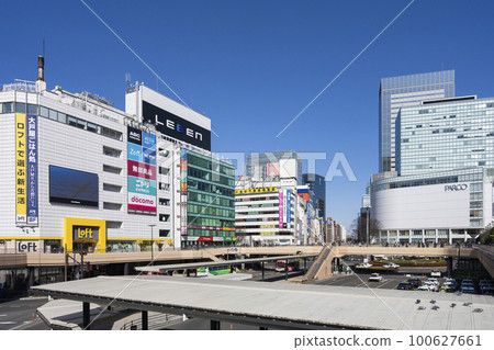 仙台站前的風景 仙台站前的風景 100627661