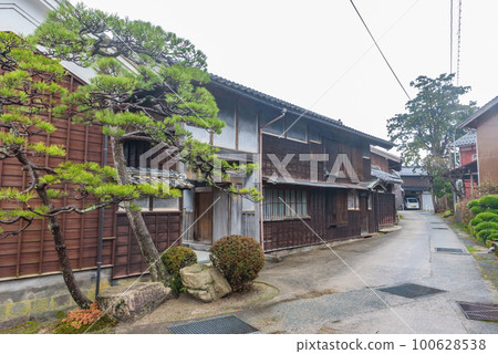 [Jyudenken] Tokoko, Oyama Town (Tottori Prefecture) Important Preservation District for Groups of Traditional Buildings 100628538