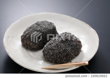 Ohagi Sesame 100629881