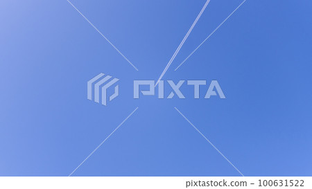 Beautiful view from the contrail of an airplane 100631522