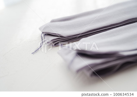 2 gray waist cord tips 100634534