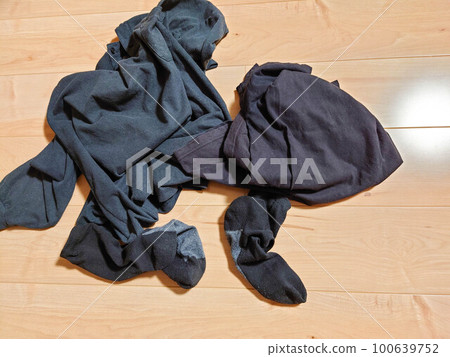messy clothes messy clothes 100639752