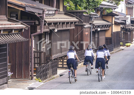 220701 old town g112 100641559