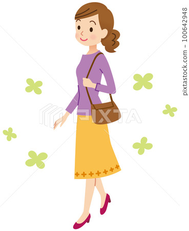 Young woman going out, commuting, shopping 100642948