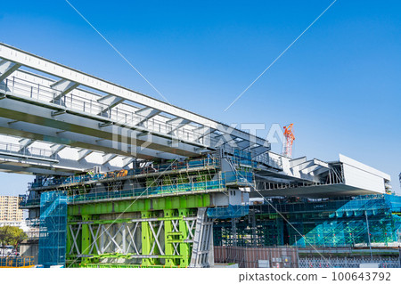 Shin-Meishin Yodogawa Bridge Construction 100643792