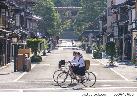 220707 Sakurayama Hachimangu g179-3 100645696