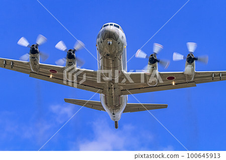 Maritime Self-Defense Force P-3C passage 100645913